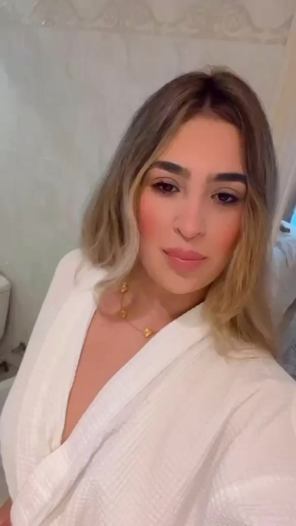 @Estefanía Andreina C