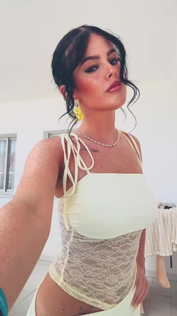 @megroseeeee