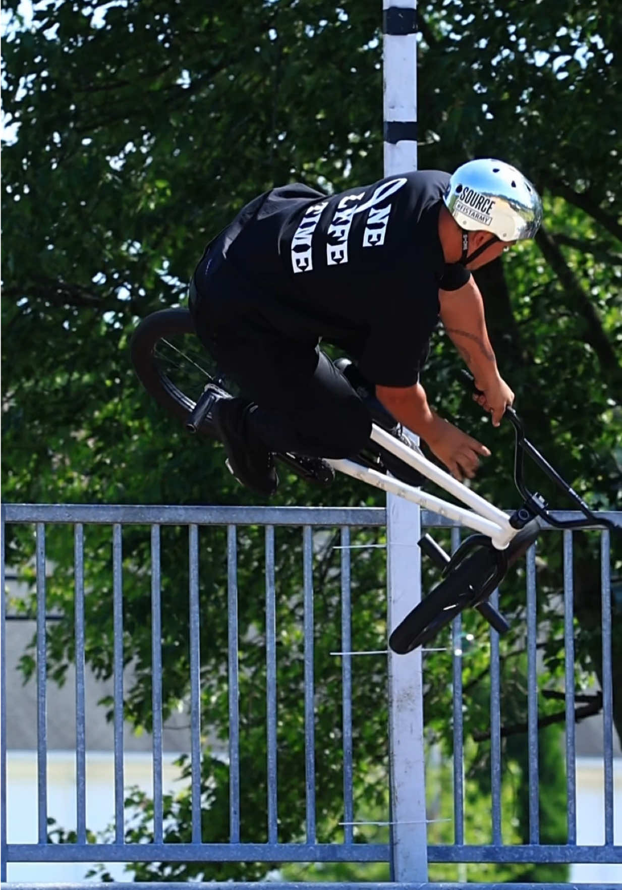 @Gabrieljrbmx