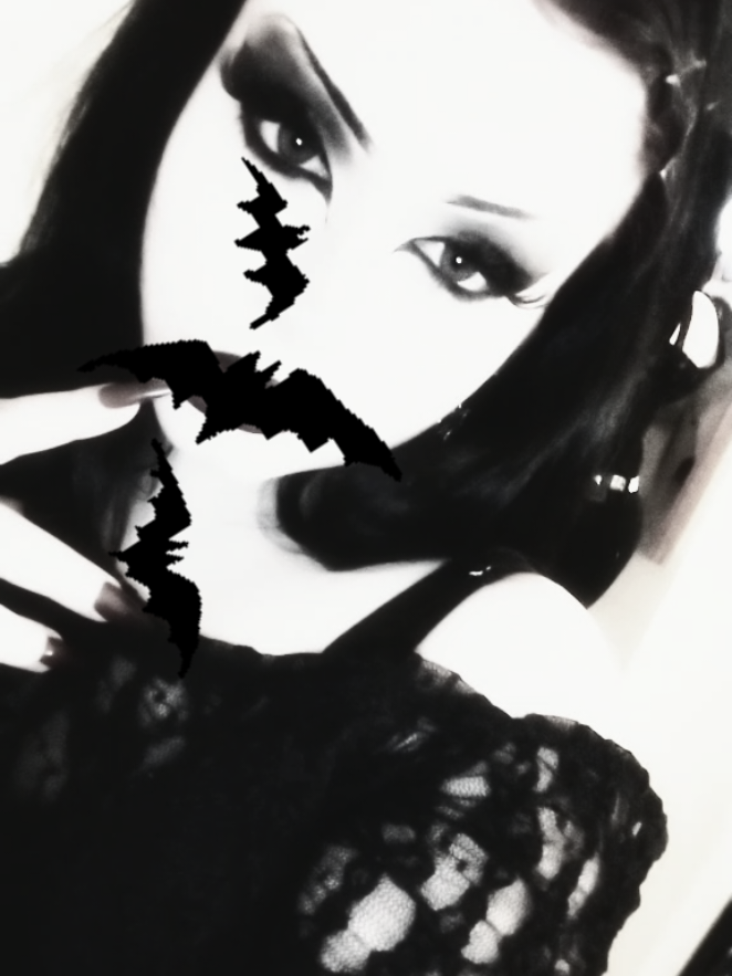 @lilly ✟☠︎︎