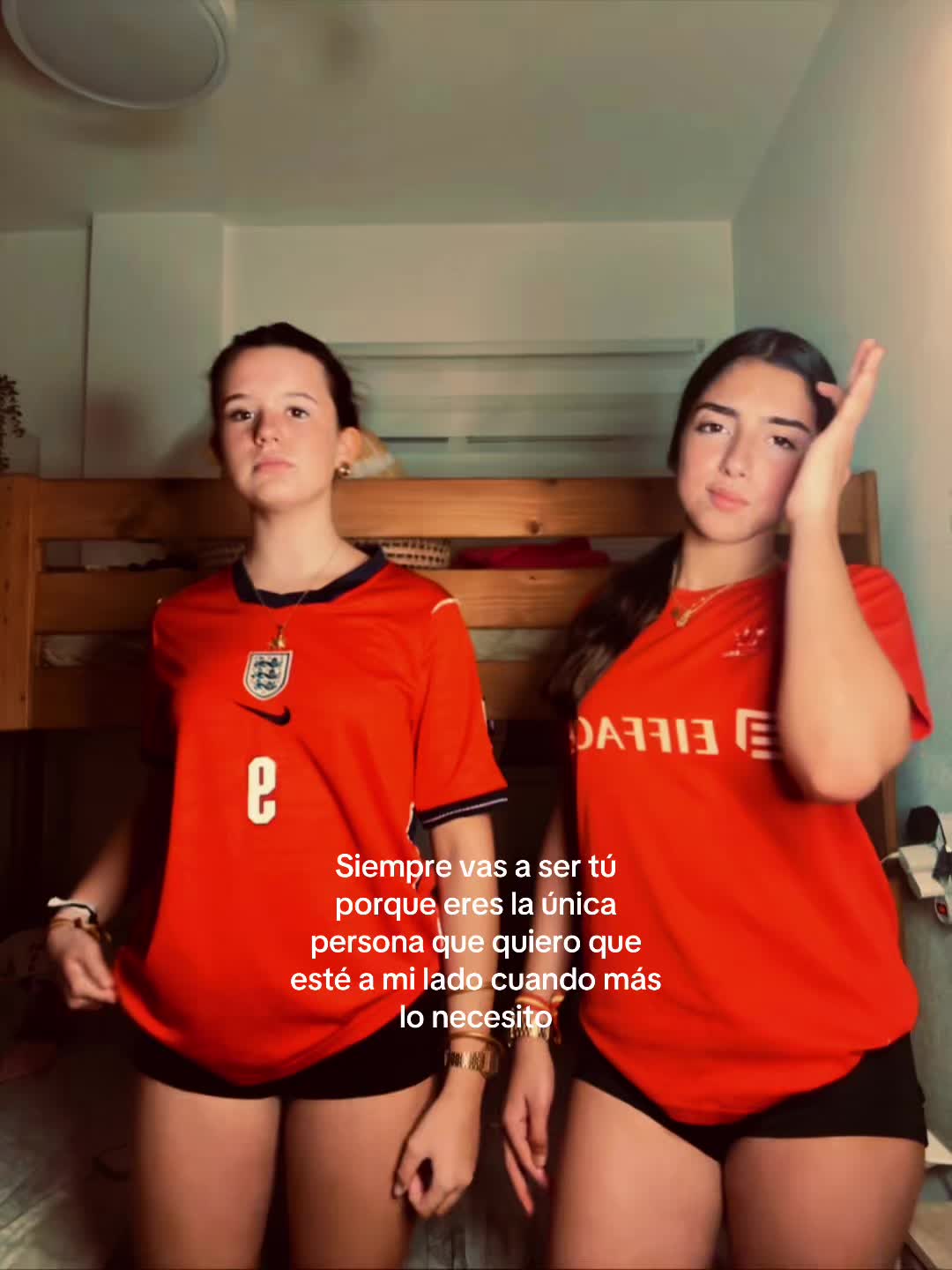 @𝐚𝐢𝐧𝐚𝐫𝐚𝐚_