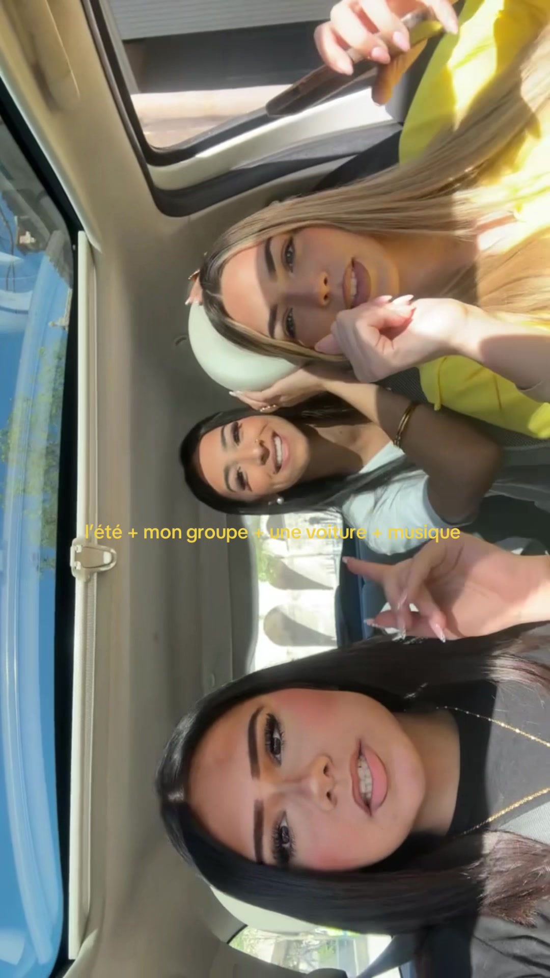 @elena.