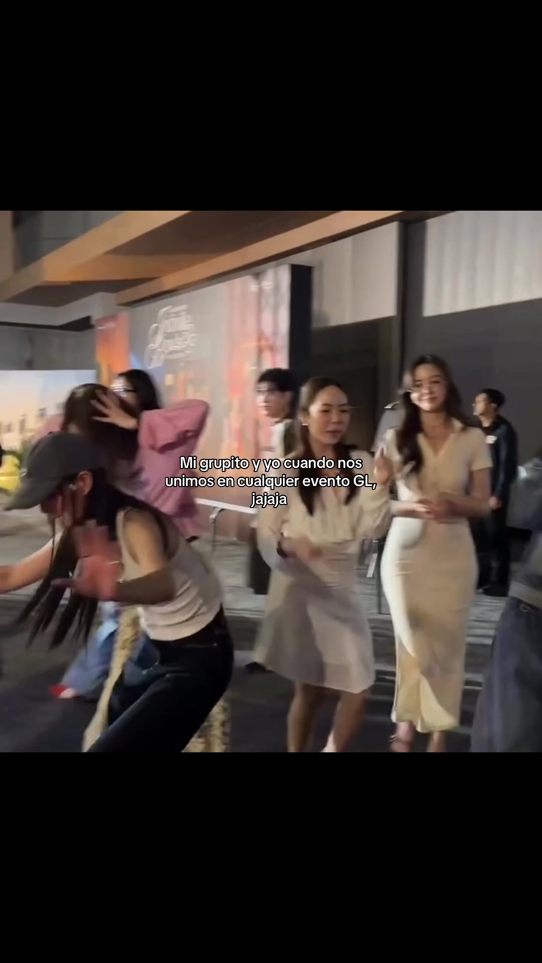 @Ari 🧸 อารี
