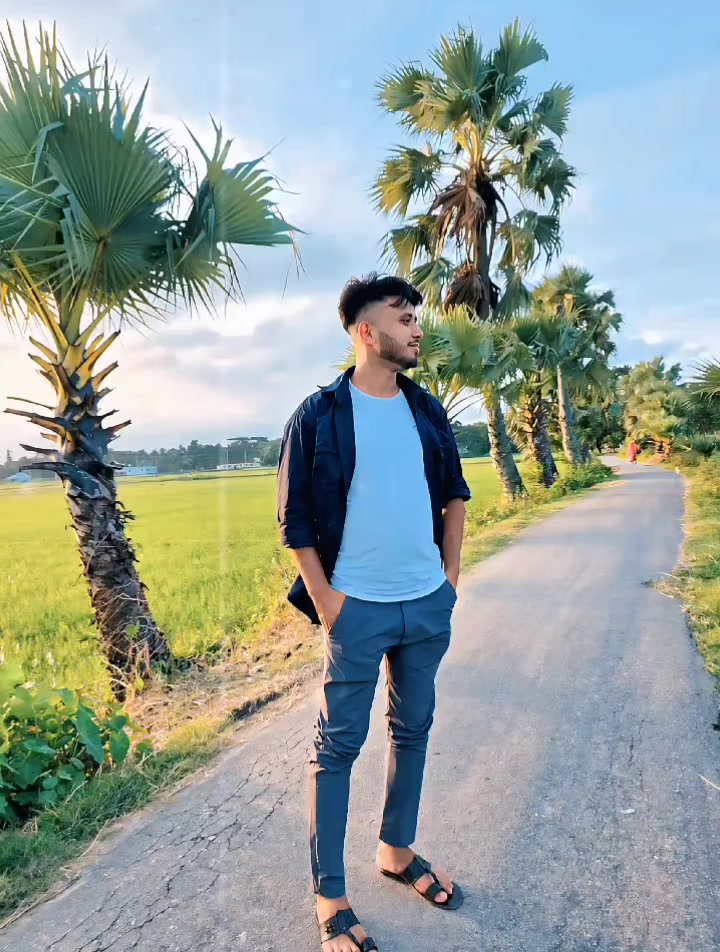 @🧒Md Emran Khah🌿💟