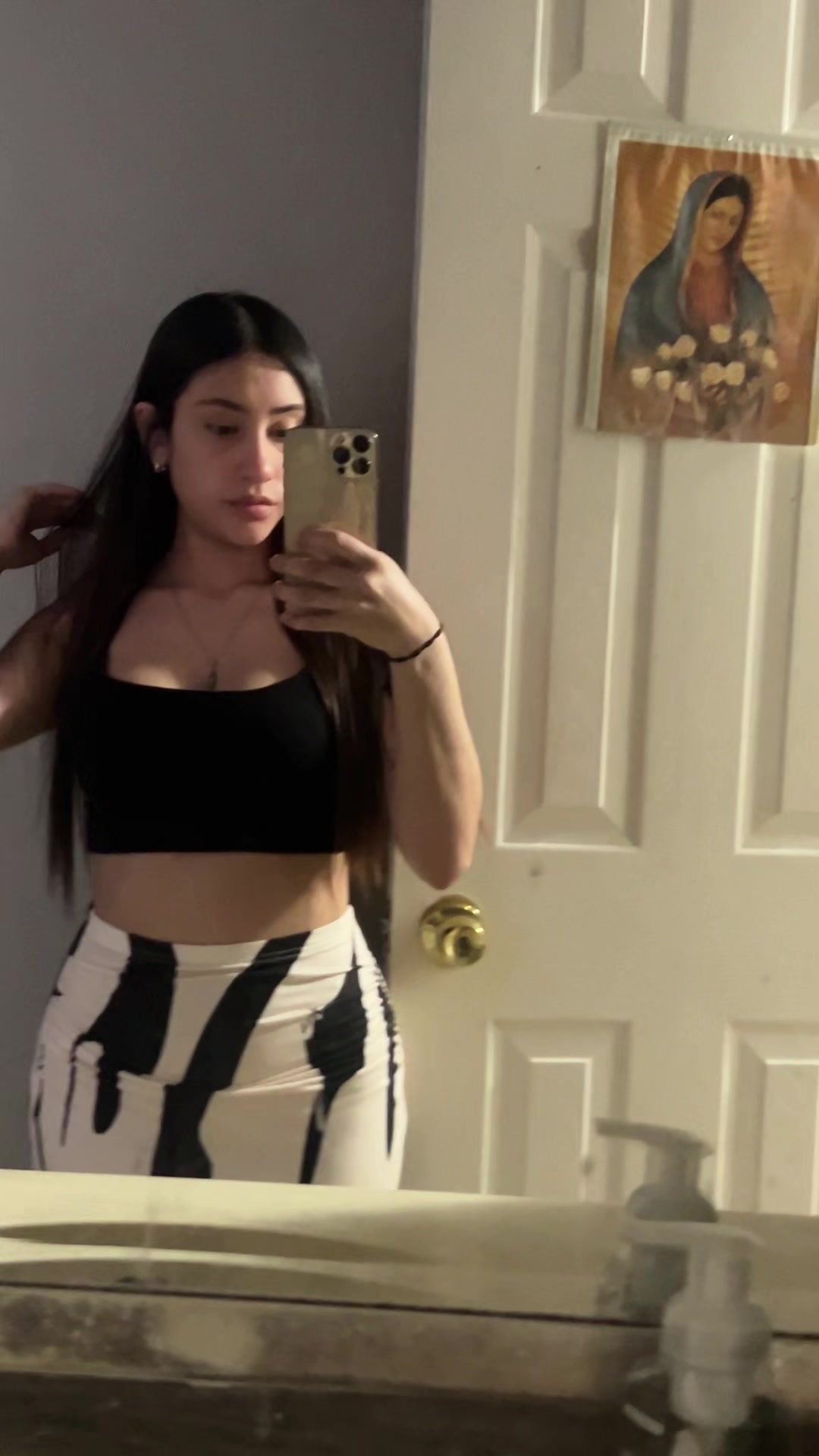 @️