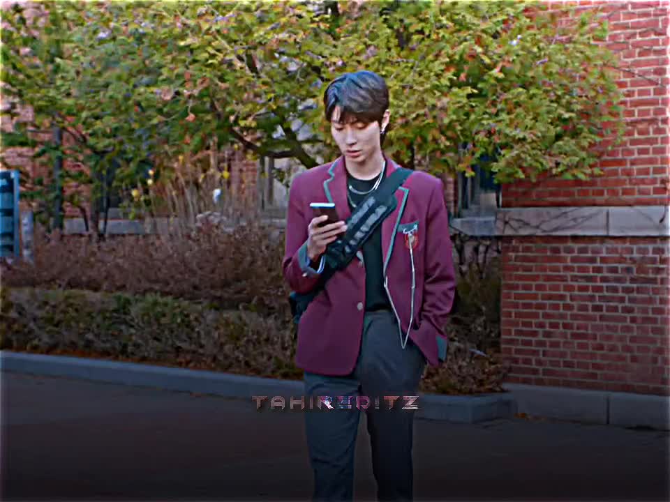 @★ 𝙏𝘼𝙃𝙄𝙍 𝙀𝘿𝙄𝙏𝙕 ★