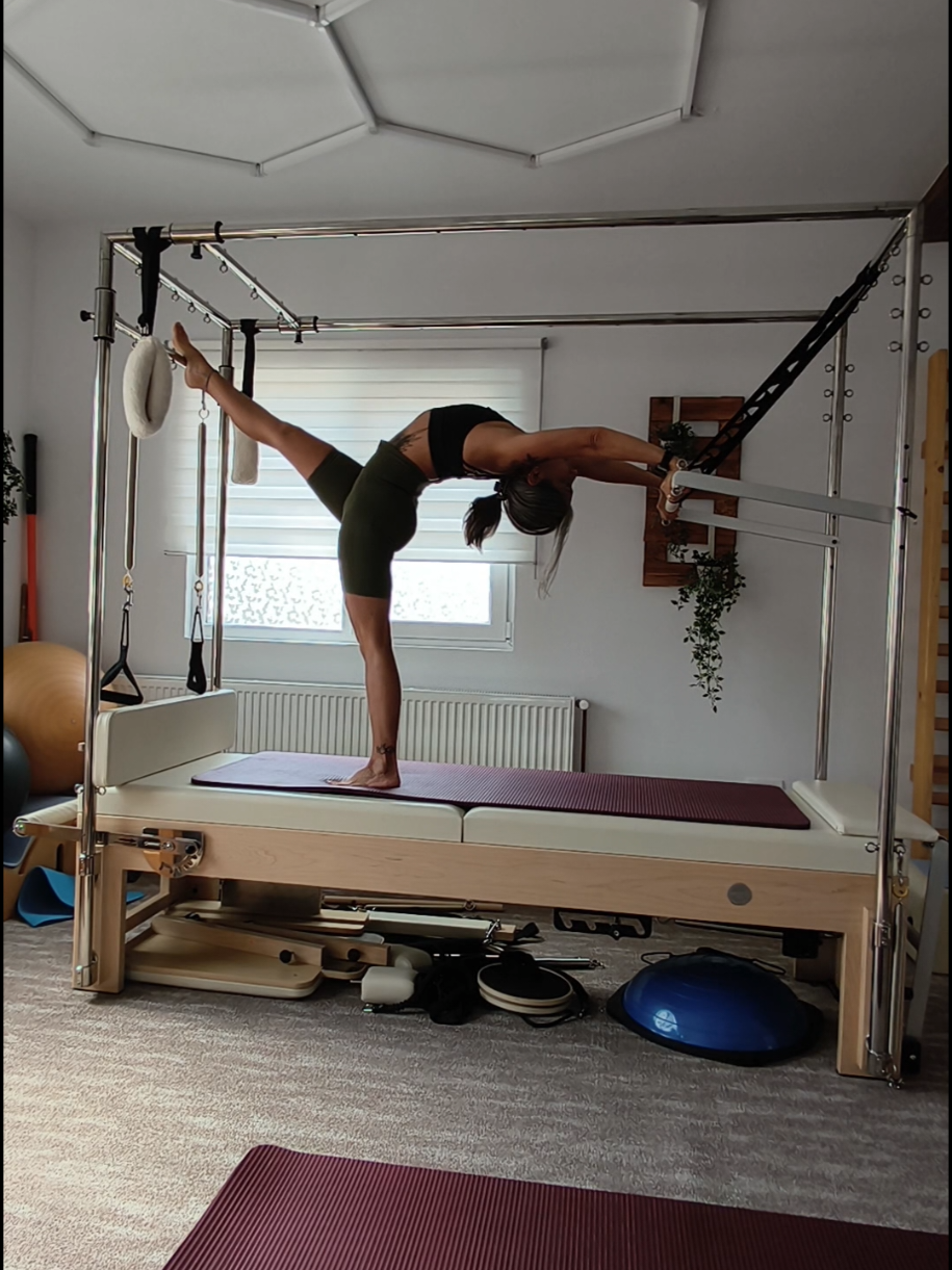 @bodylinestudio_laurapop