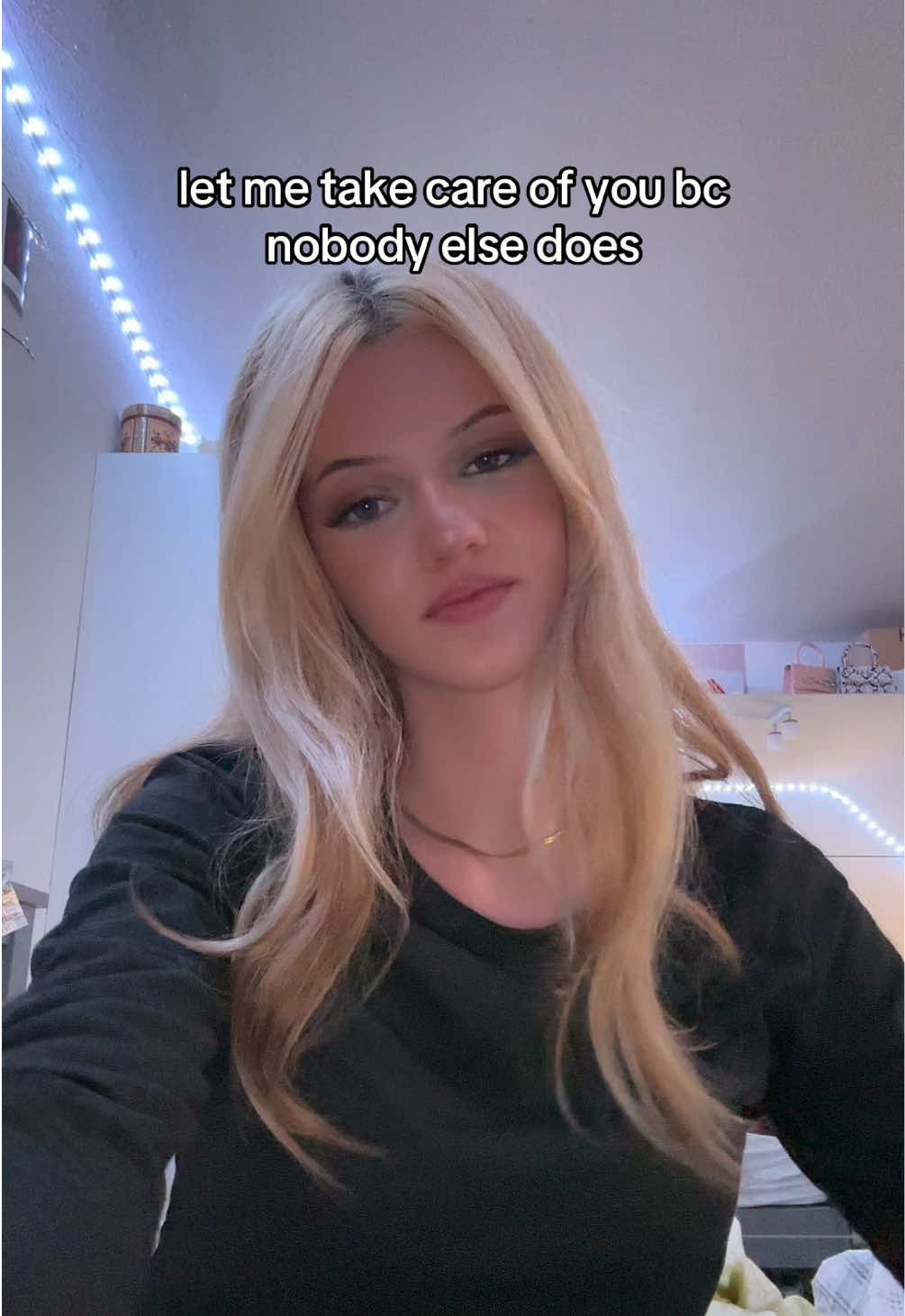 @𝐲𝐨𝐮𝐫 𝐩𝐥𝐚𝐜𝐞 :)