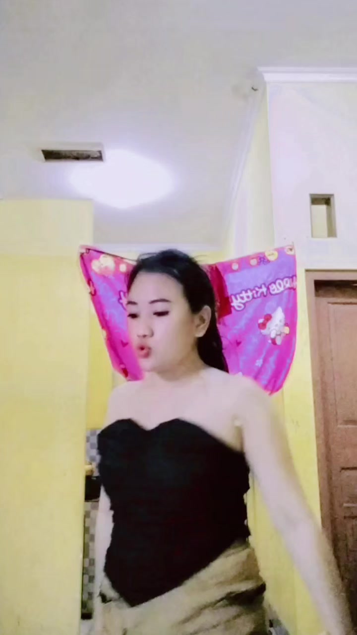 @rUm4h t4np4 p1Ntu✨