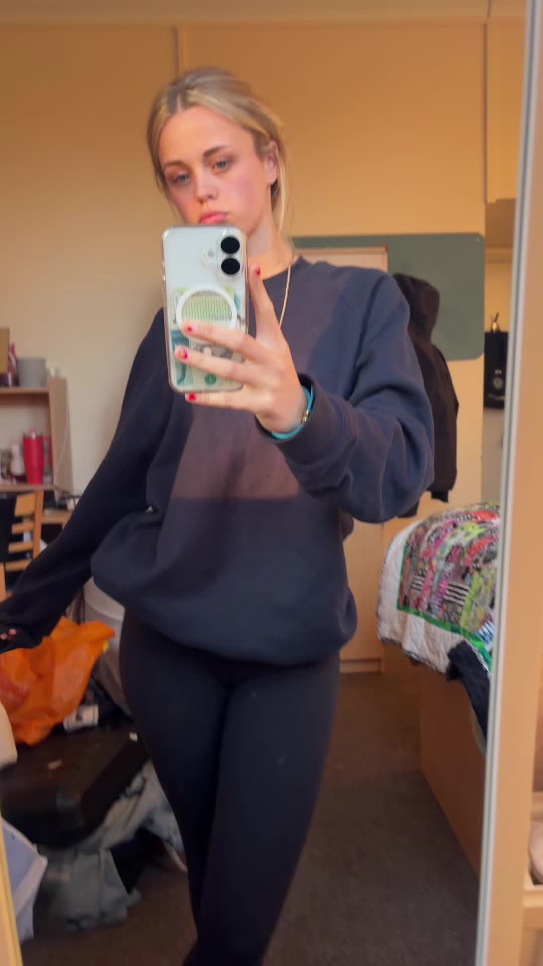 @️