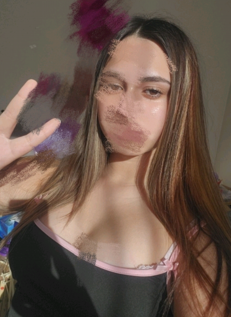 @nicolé