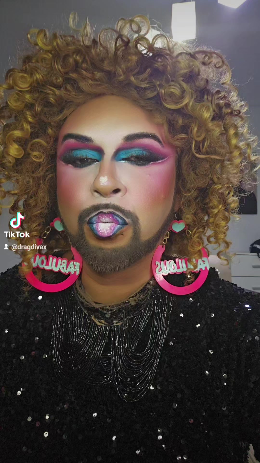 @Drag Divax