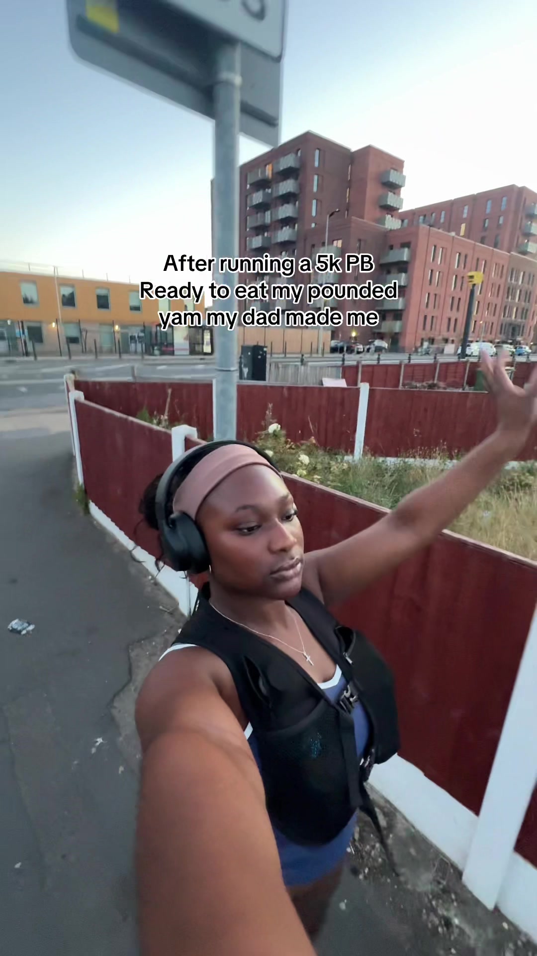 @charissaakinfenwa