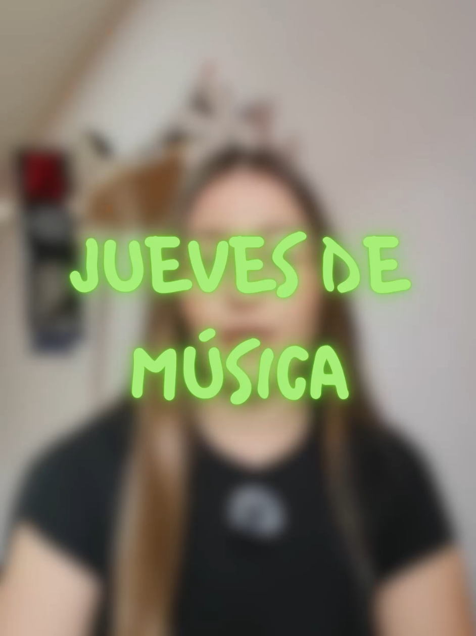 @Cloo03