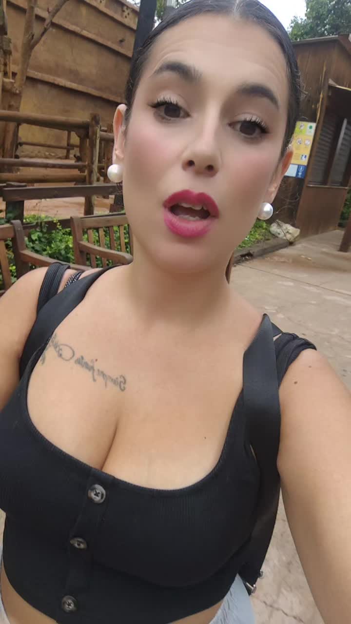 @Anais Martinez Ines