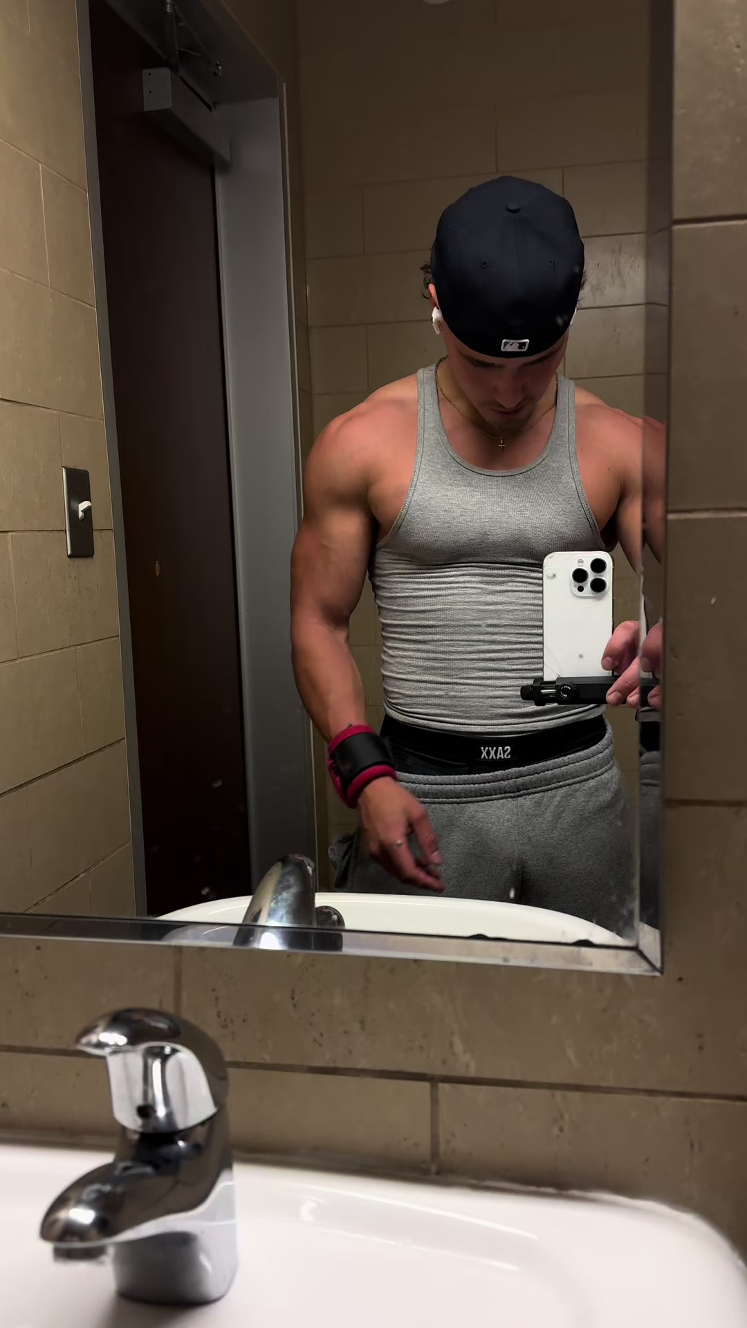 @bujbruh