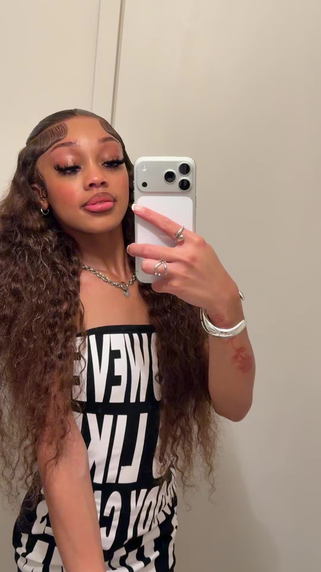@trinlasha