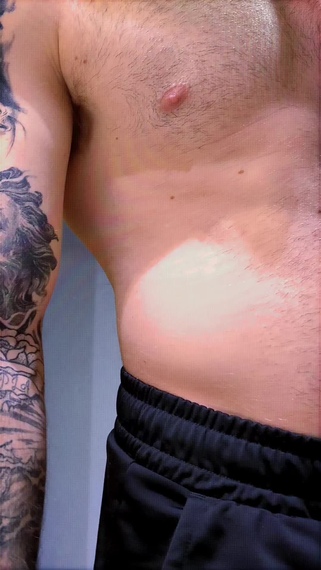 @AleeeX