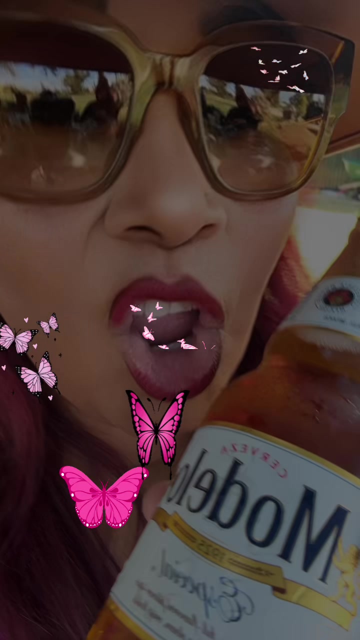 @Mariposa210