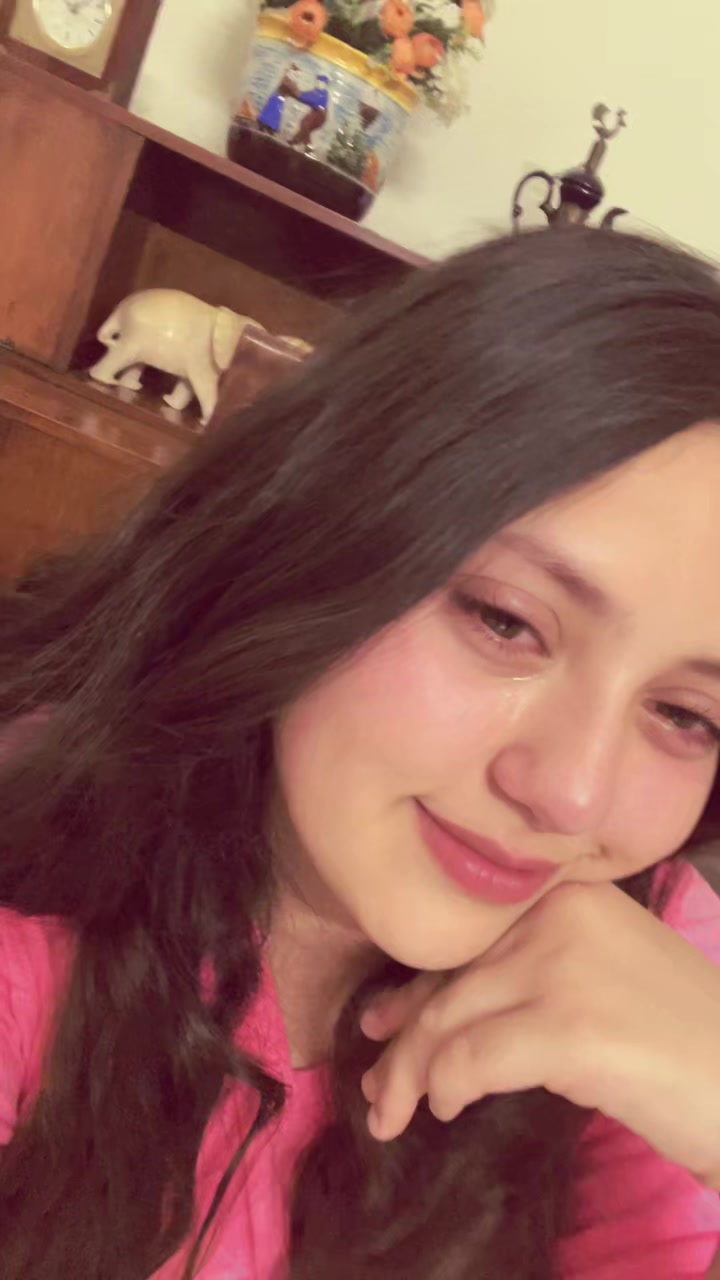 @🌸⃝𝑨𝒔𝒉𝒖๛🍷