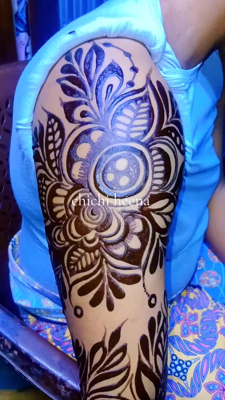 @chichipiko-henna