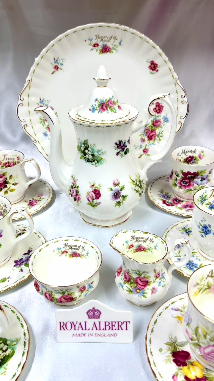 @Royal Albert collection
