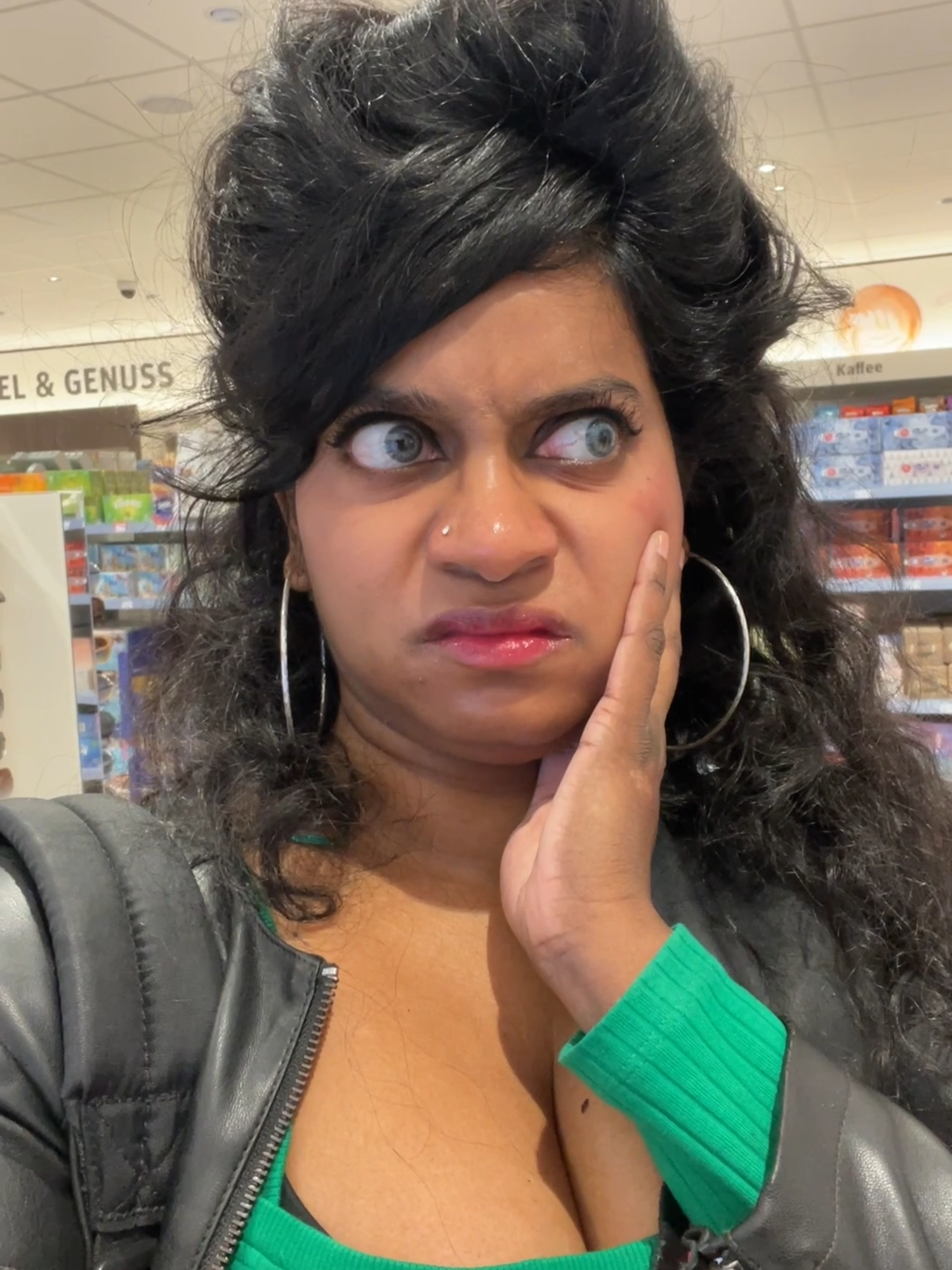 @shiaknowsbest