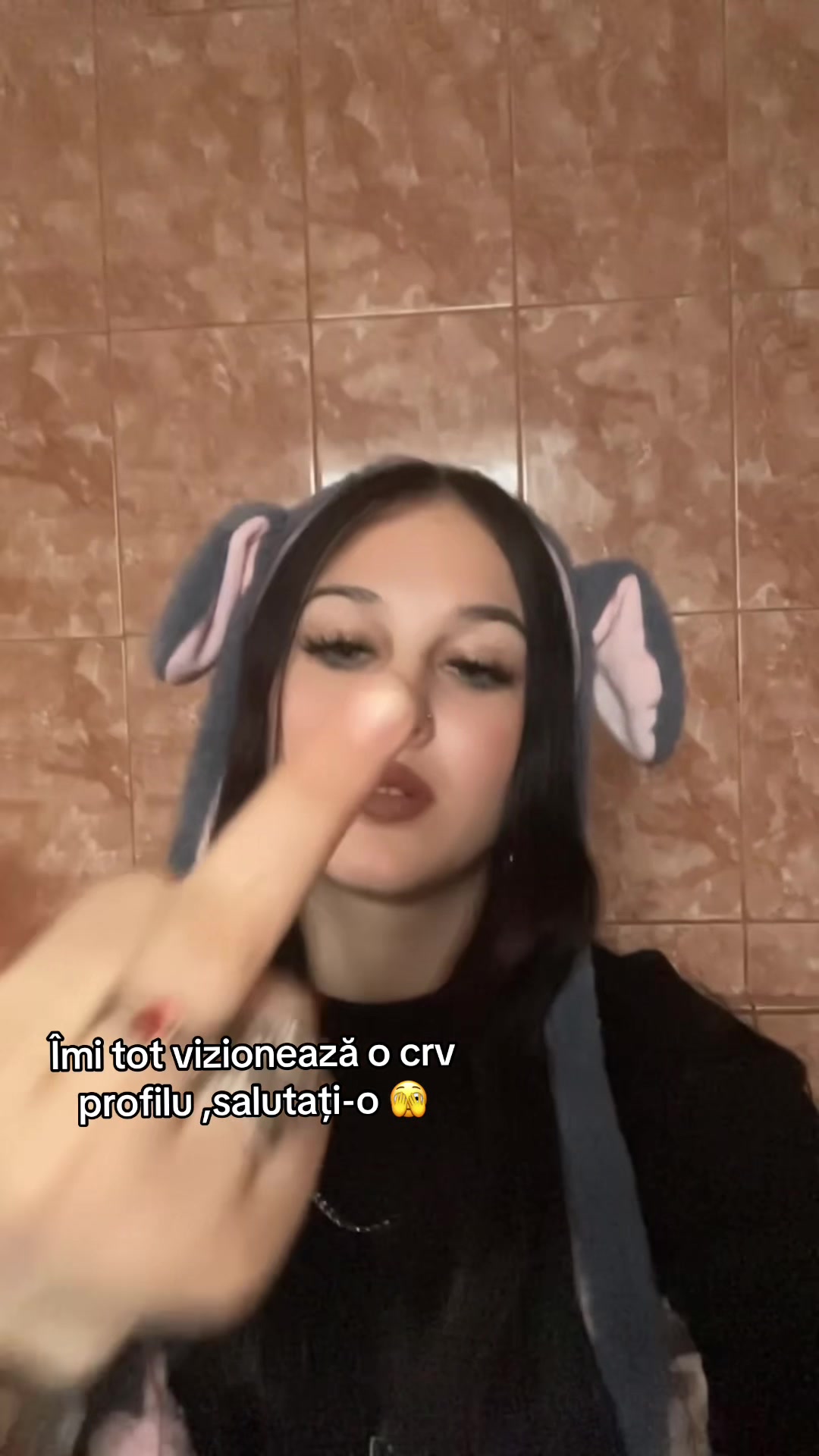 @🎀Adrii._.🎀