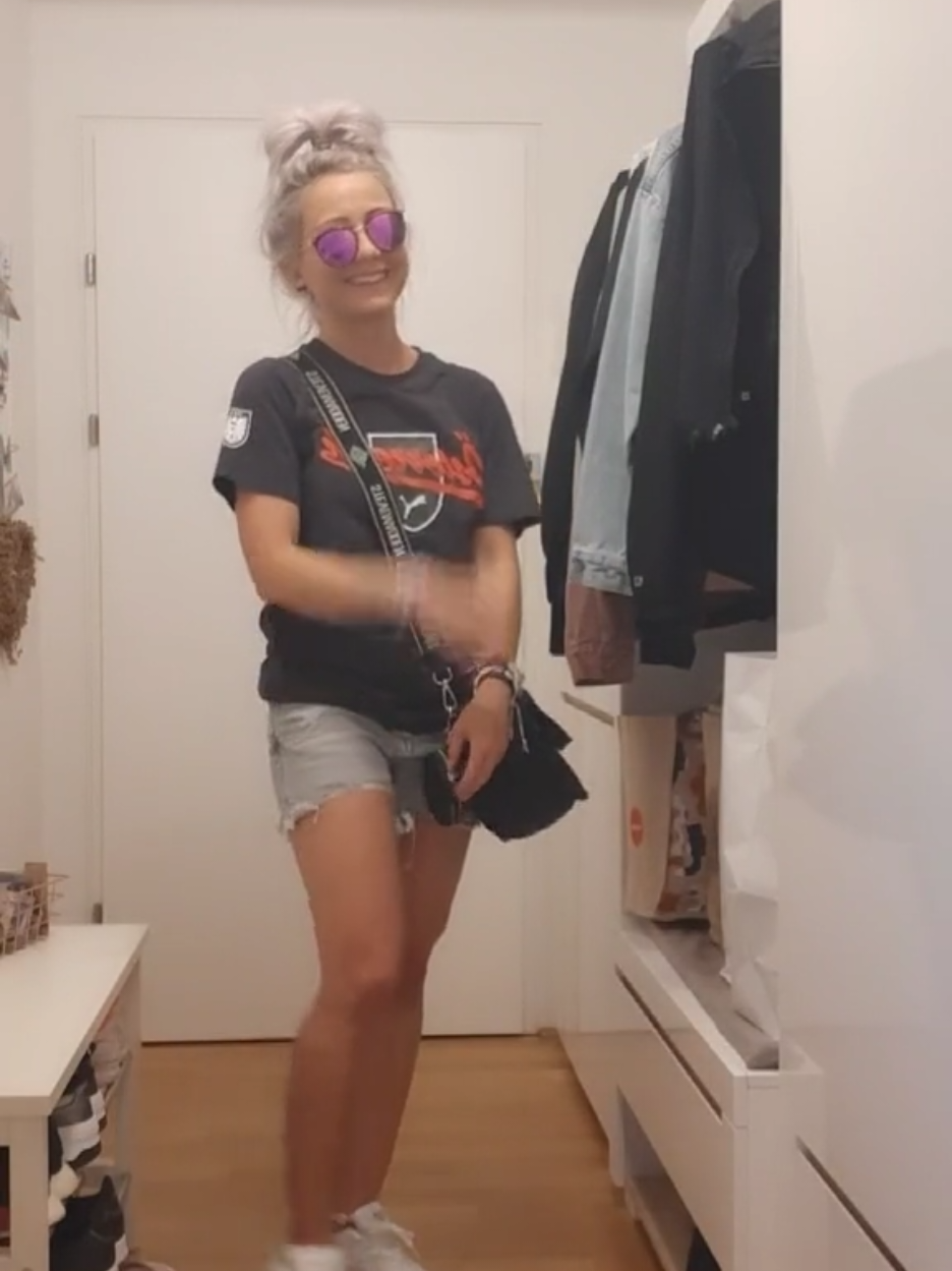 @Eva