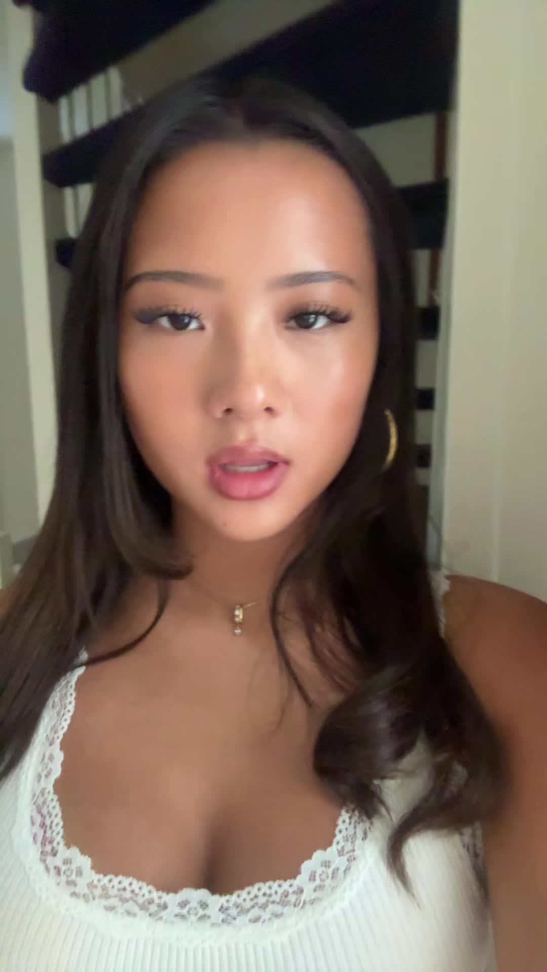 @u