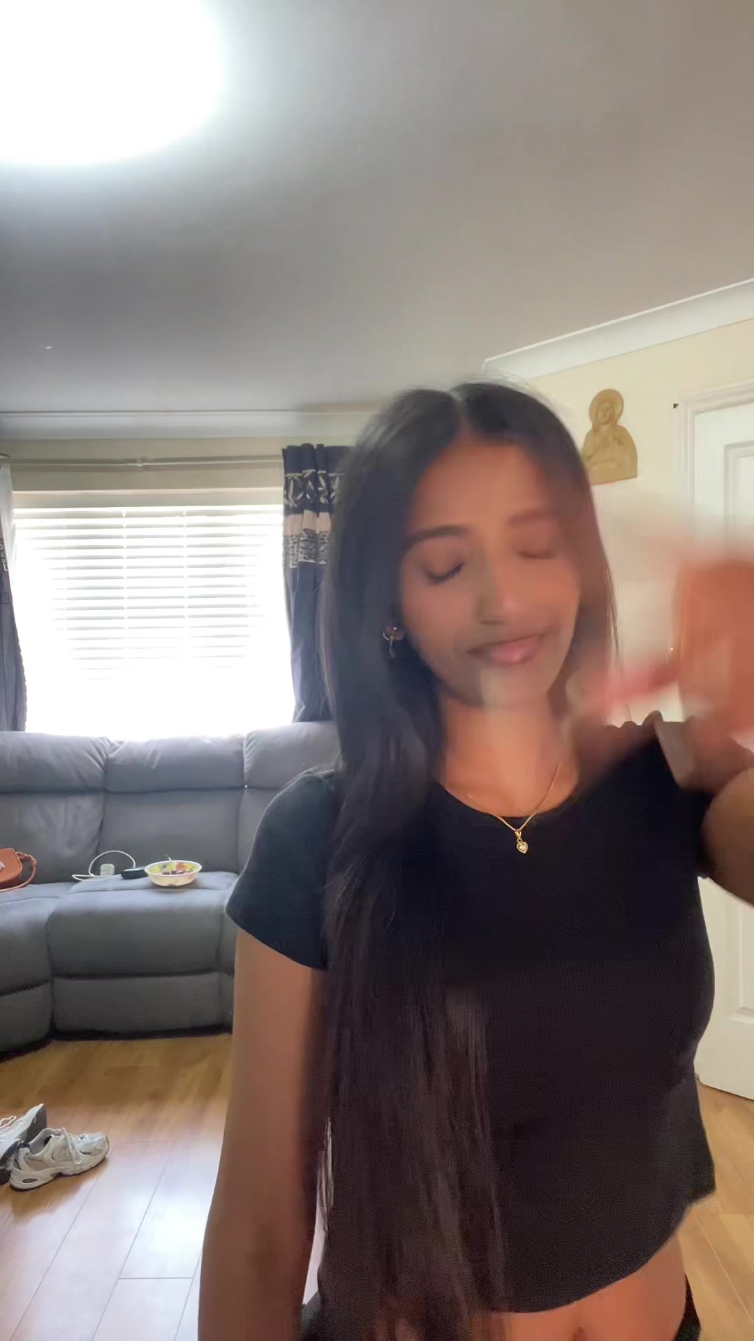 @Neha ❀