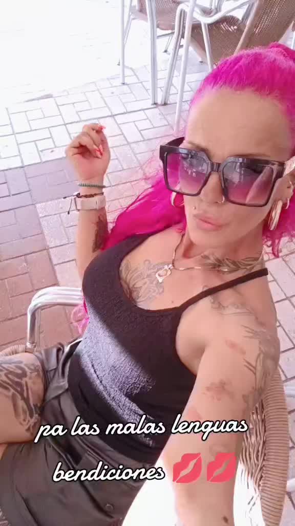 @laxoxo