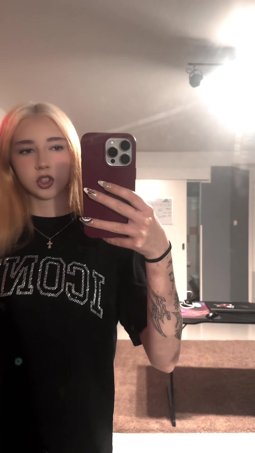 @Taija🧛🏻♀️