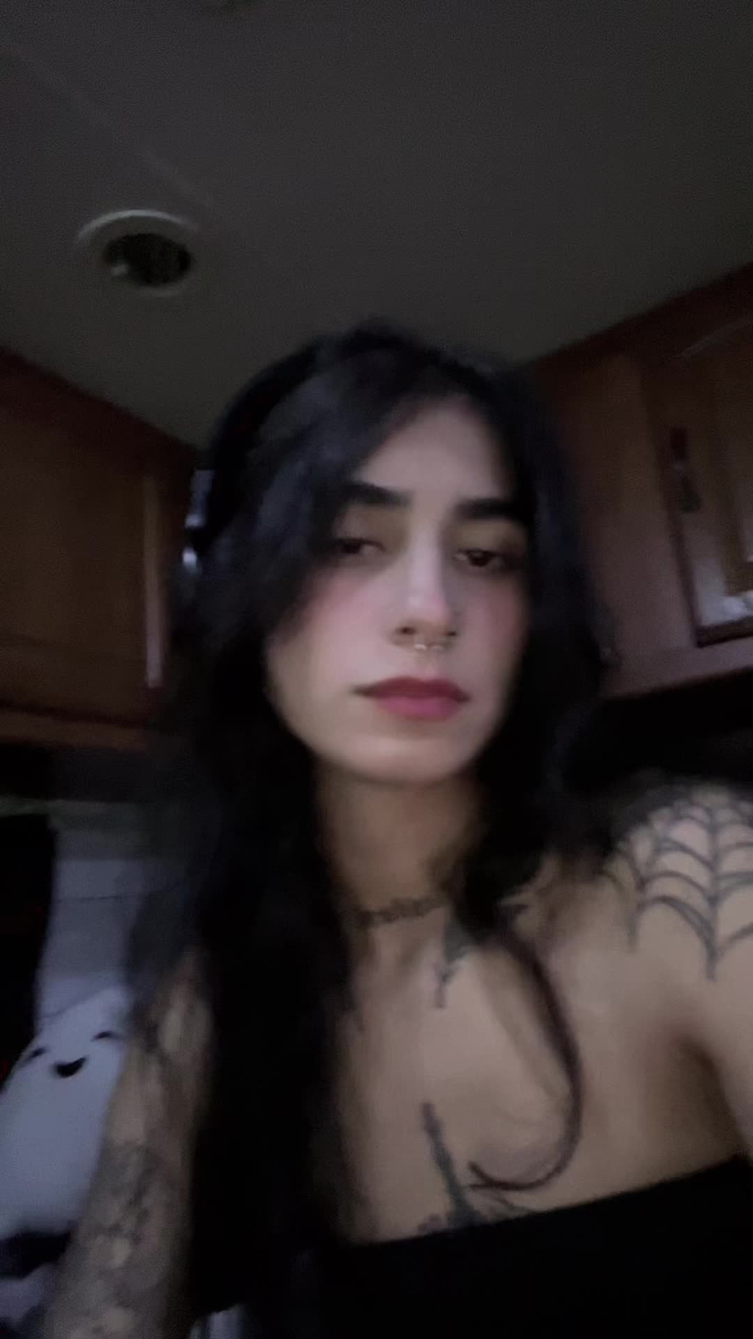 @𝔢𝔪𝔦𝔩𝔶