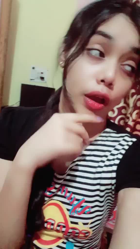 @👑Sneha Srivastava👑
