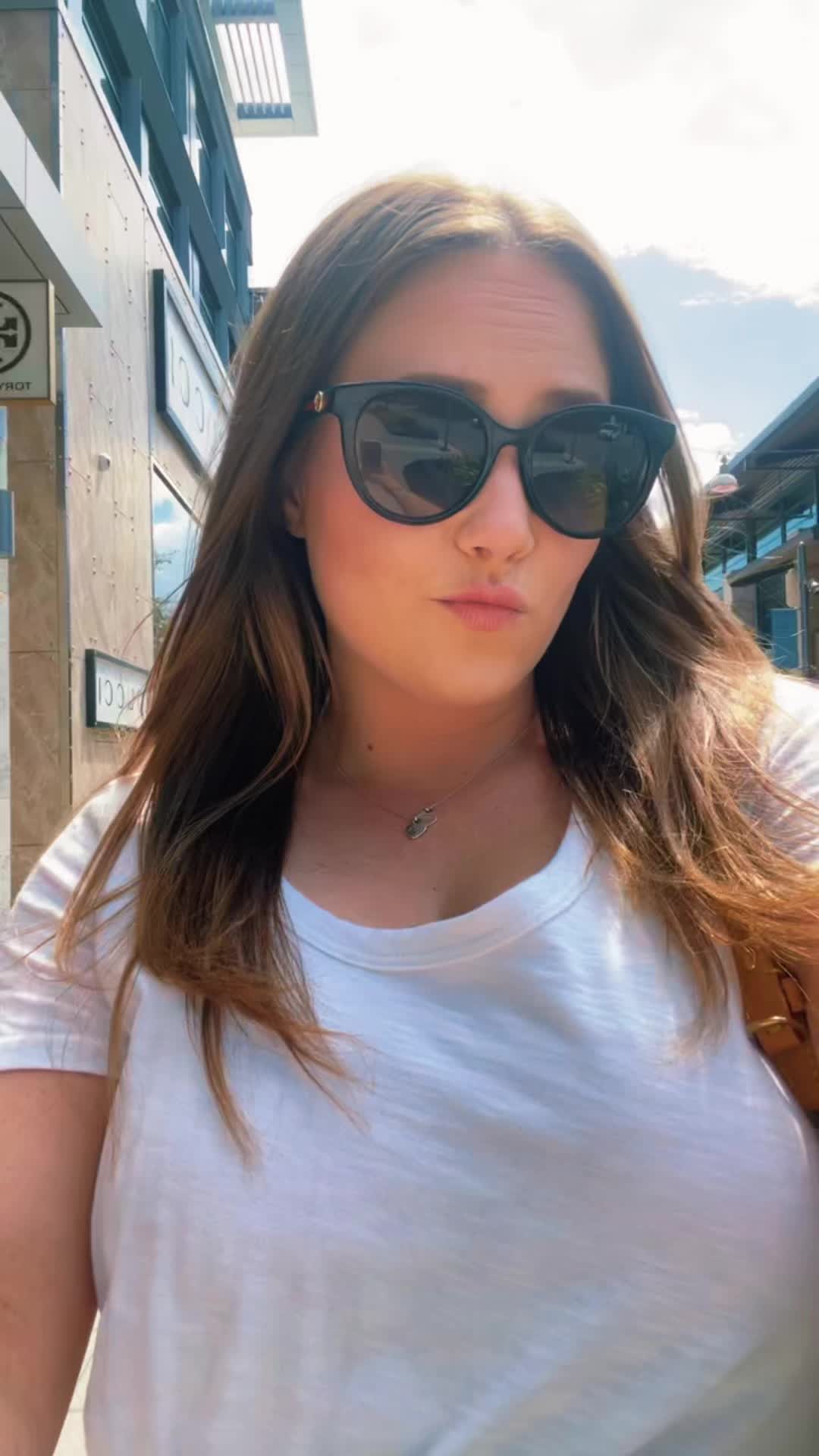 @sydney_d_hopkins