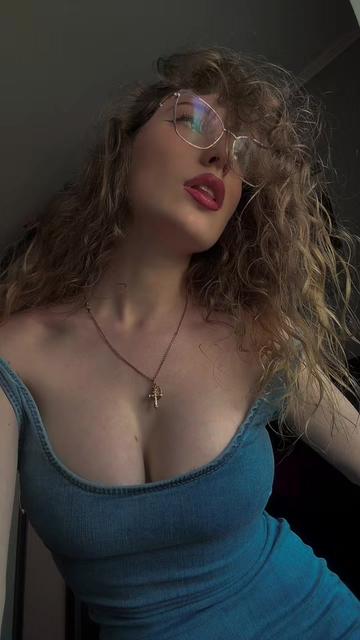 @Alina_H