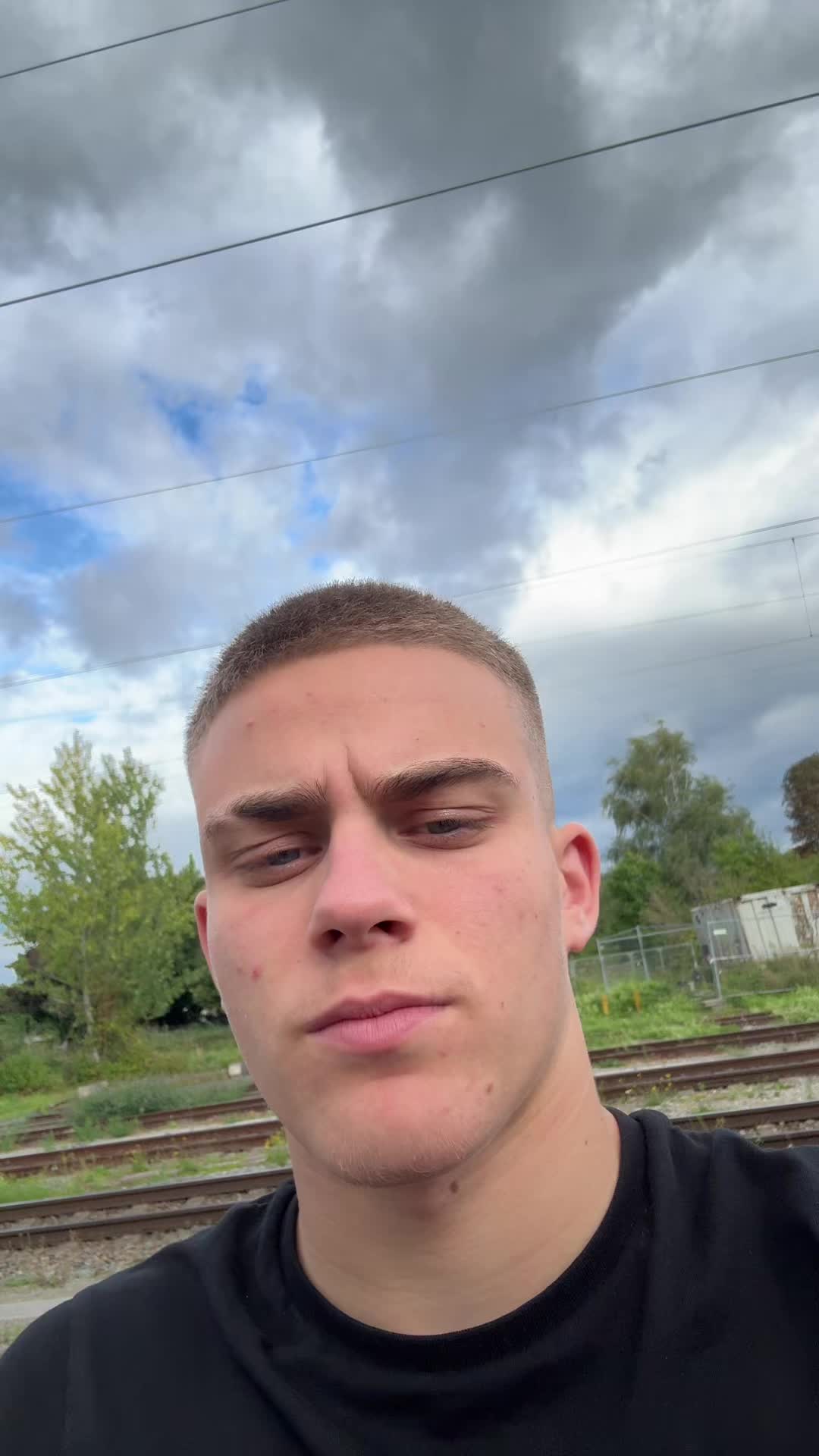 @crzzx