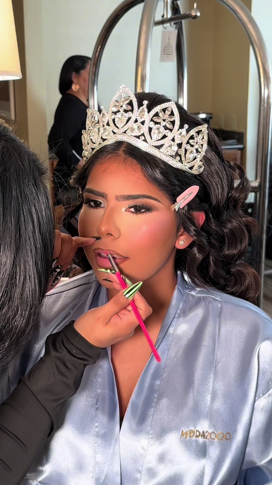 @MakeupByLoveAndrea
