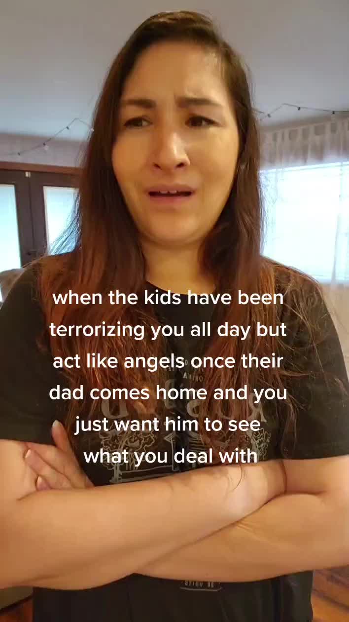 @mommycusses