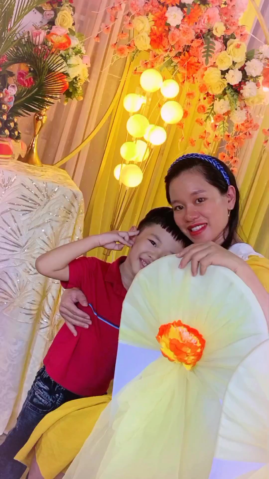 @Th&ugrave;y Dương Cần T&acirc;y