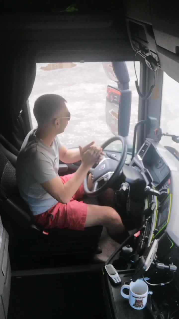 @.ScanioNajlepszo
