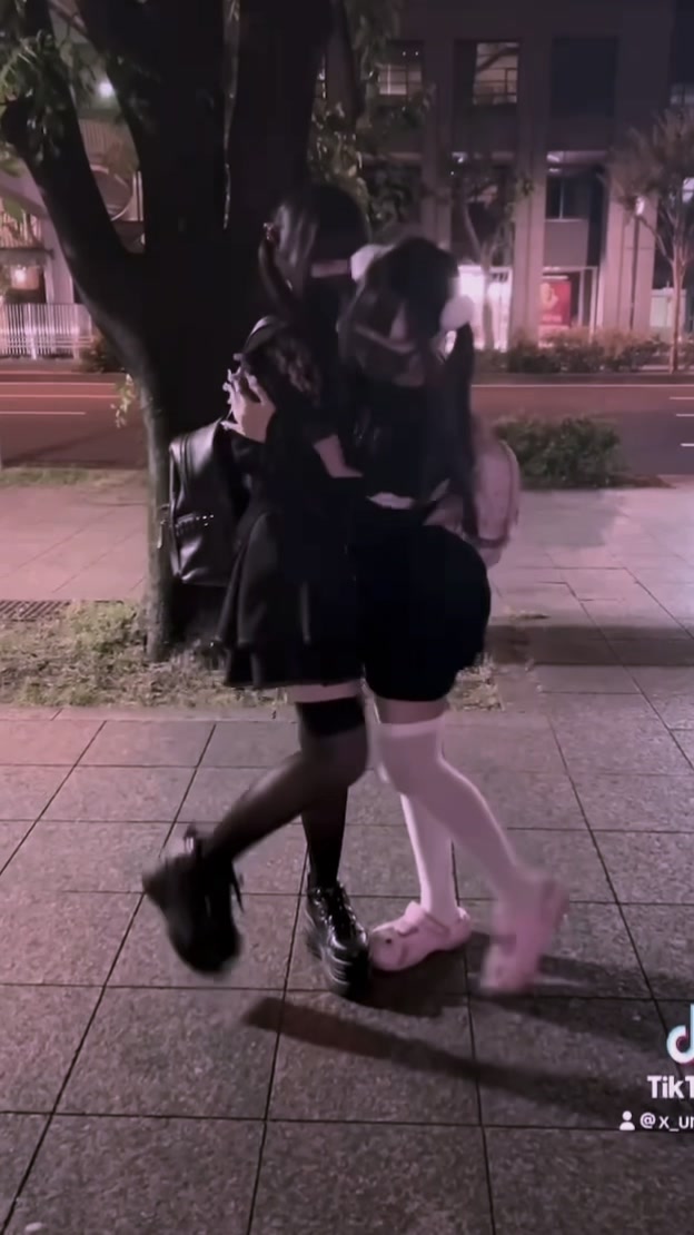 @ろね