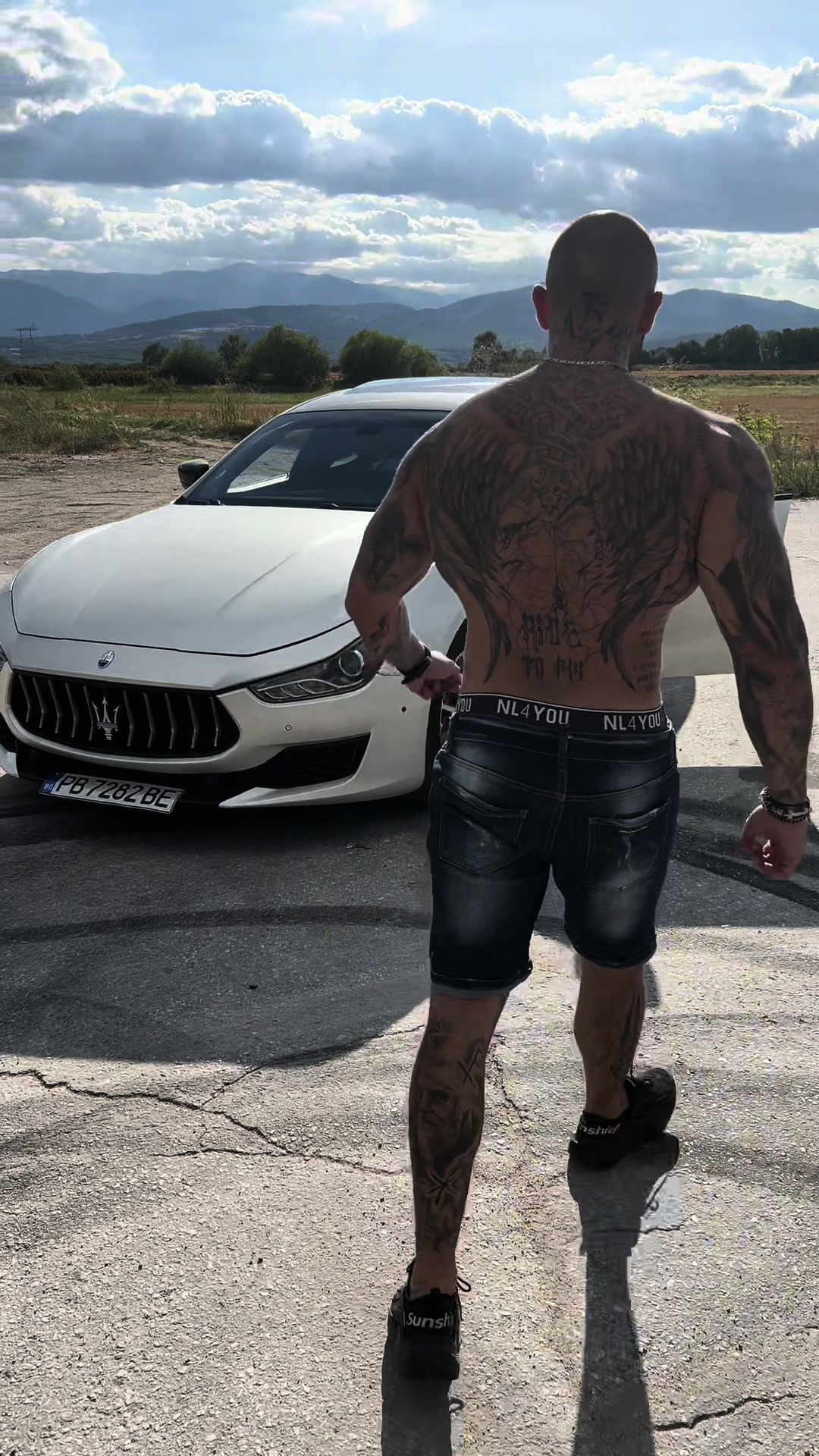 @VladoAdventure