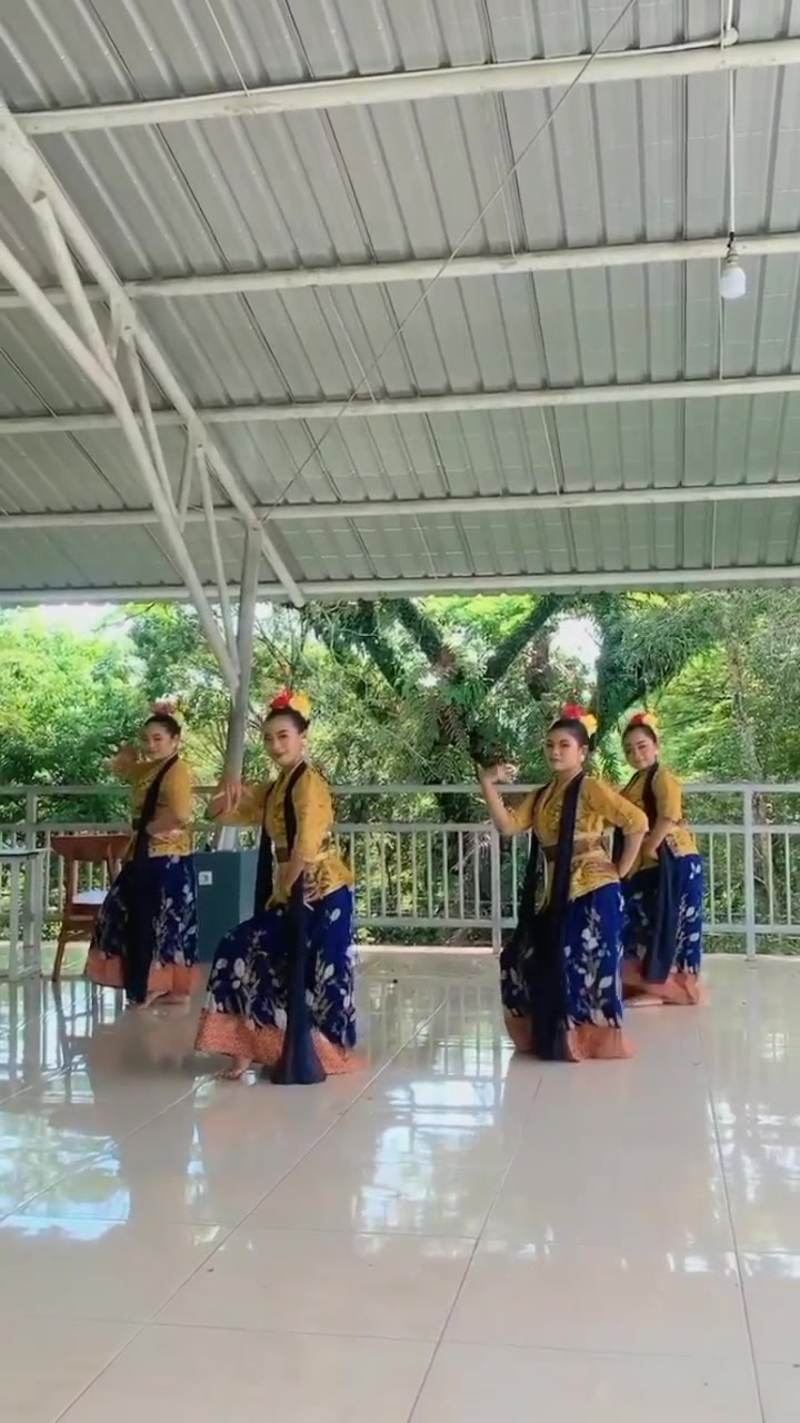 @UKM-K Dolanan