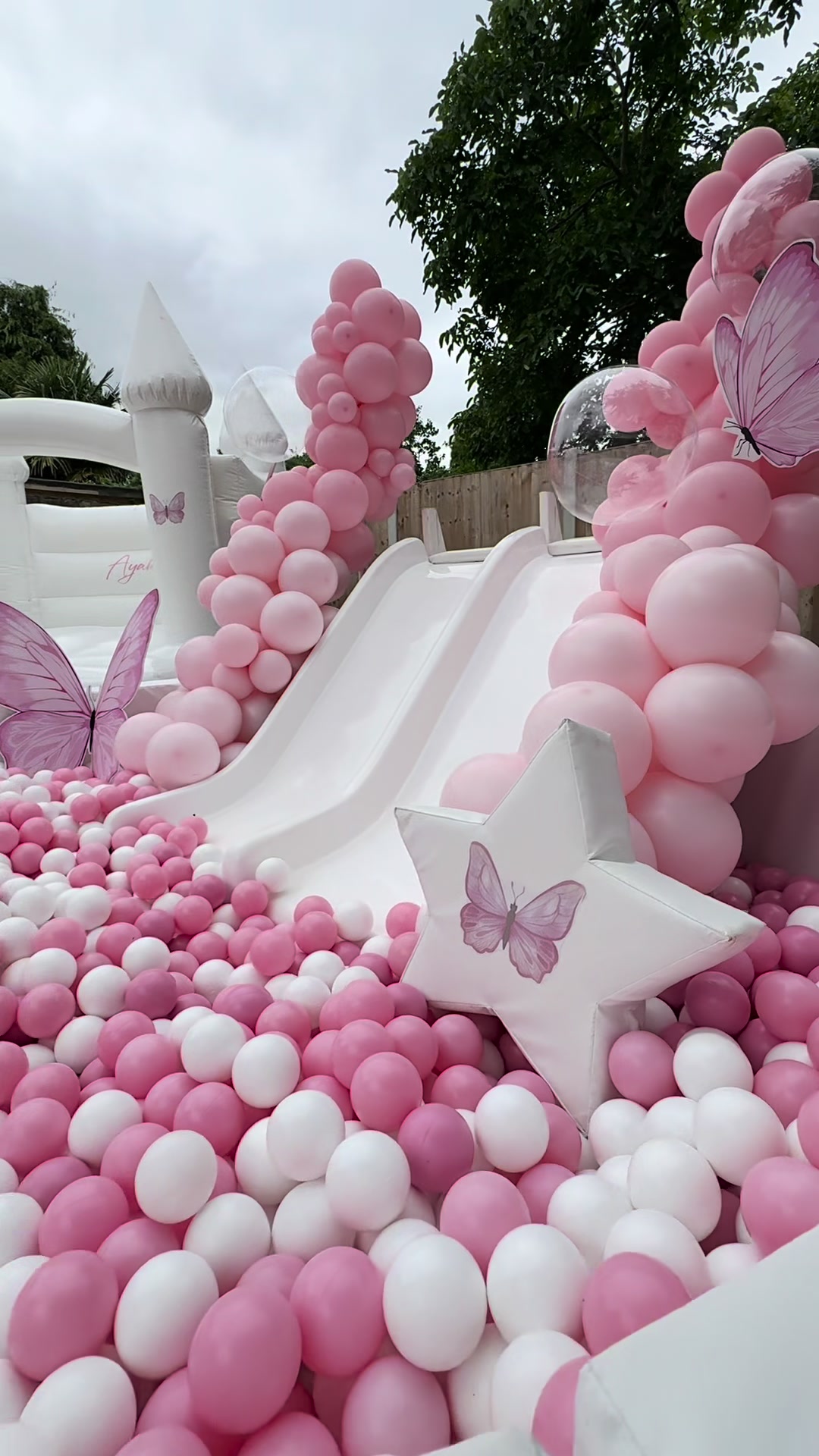 @Luxury softplay company