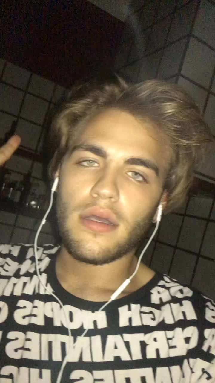 @Adrián Fernández