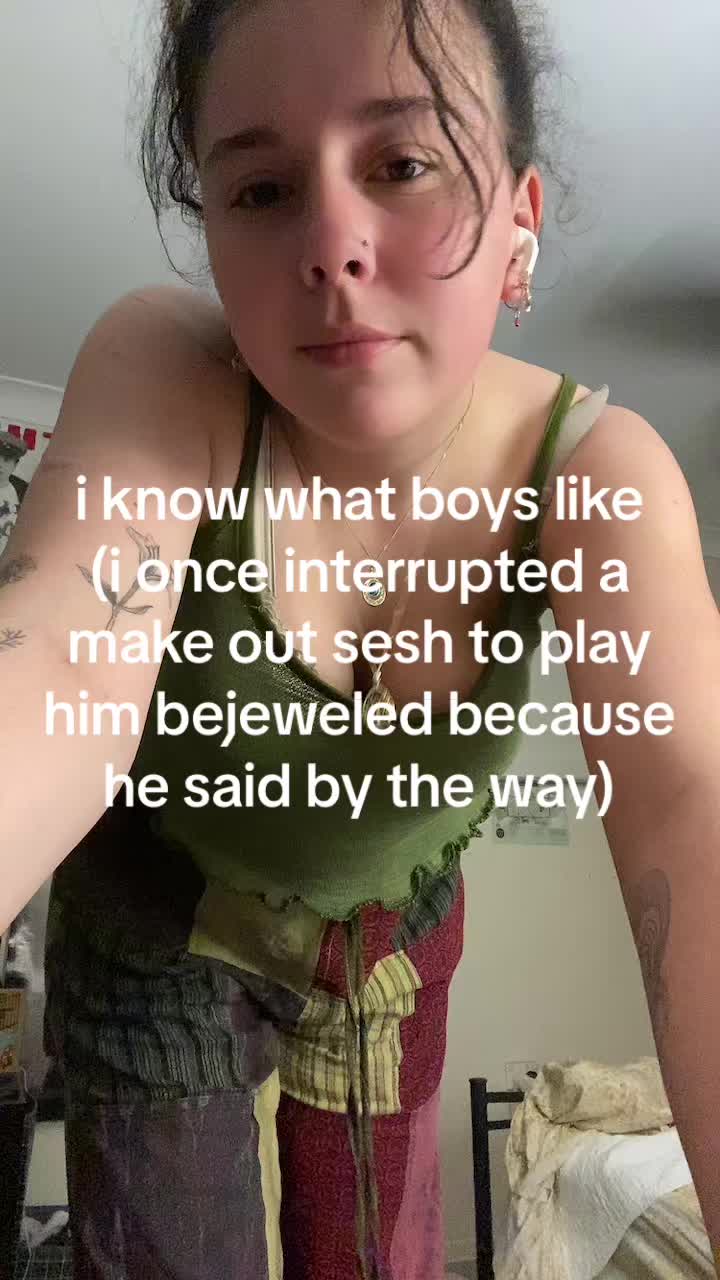 @_chloe_faye__