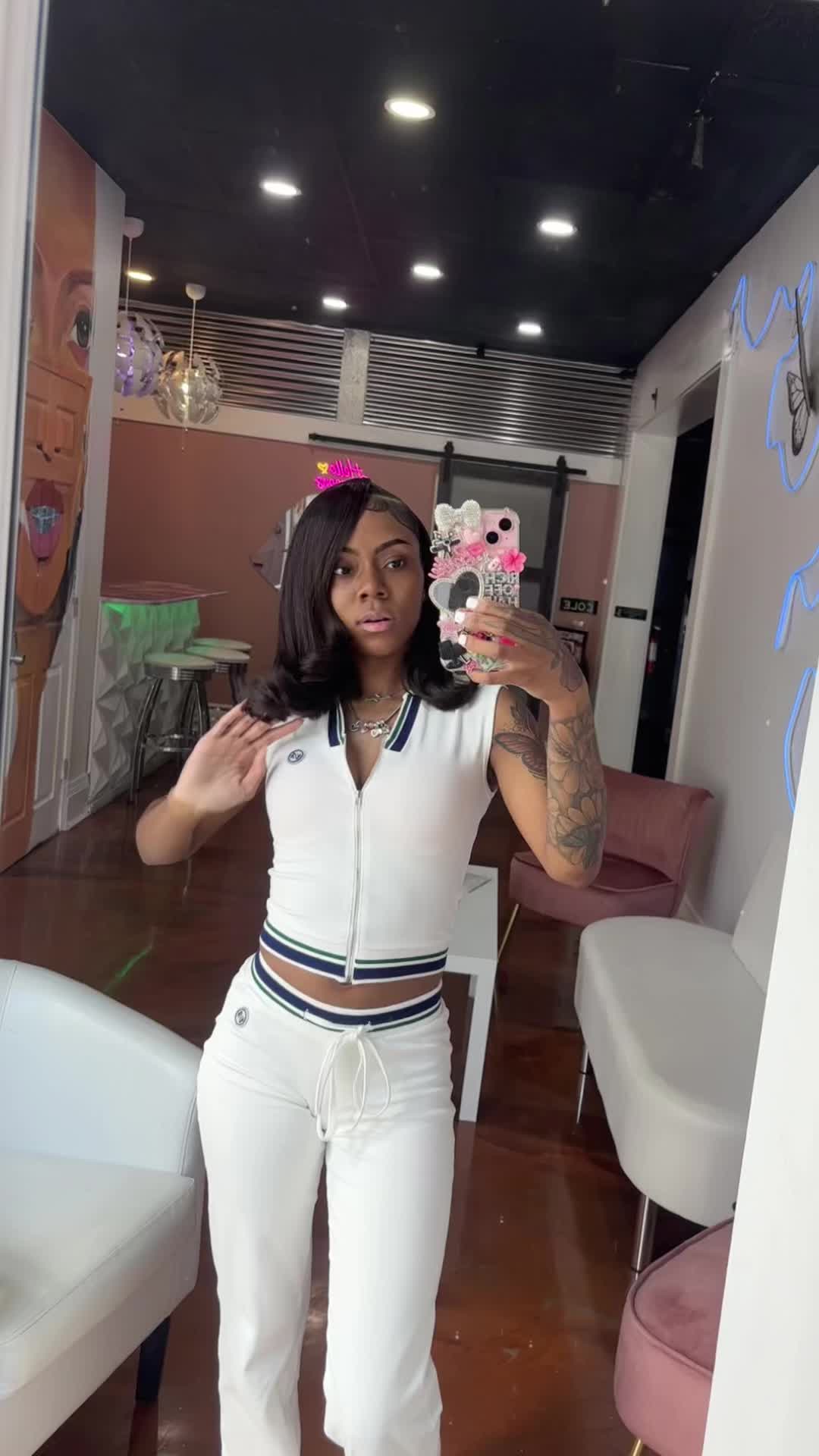 @malayahnicoleeee