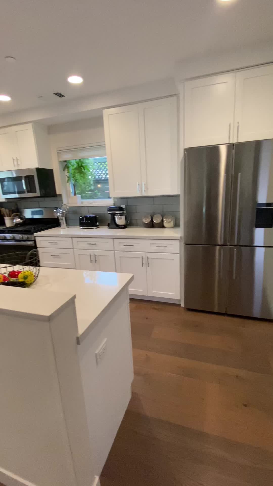 @erikbj_realestate